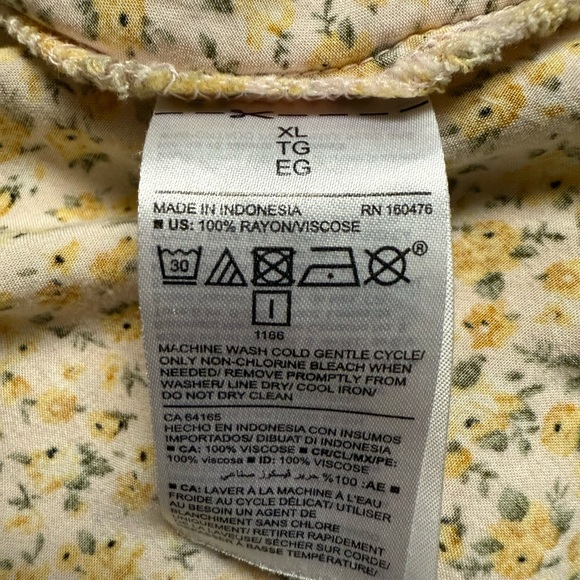 Vintage Floral Wrap Dress, Size XL - Picture 7 of 8